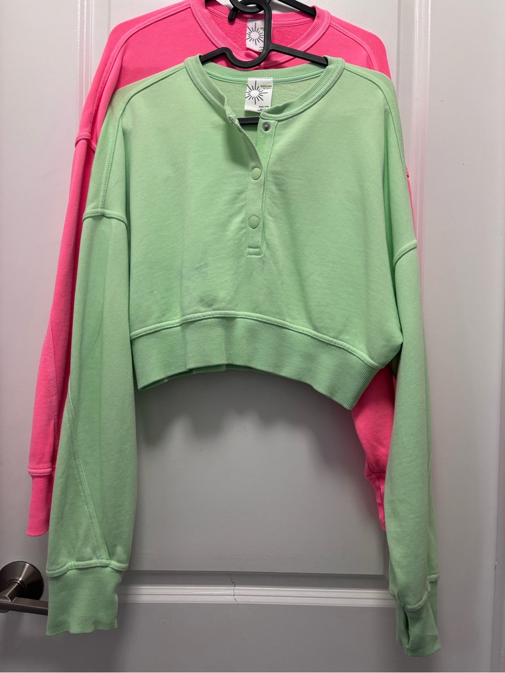 Bundle AERIE Oversized Boston Graphic Sweatshirt (As Is)